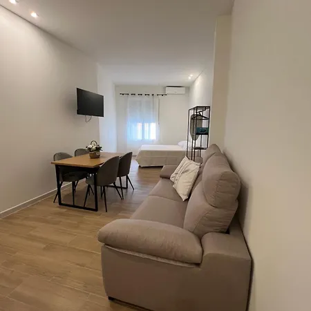 Boutique Apartment *